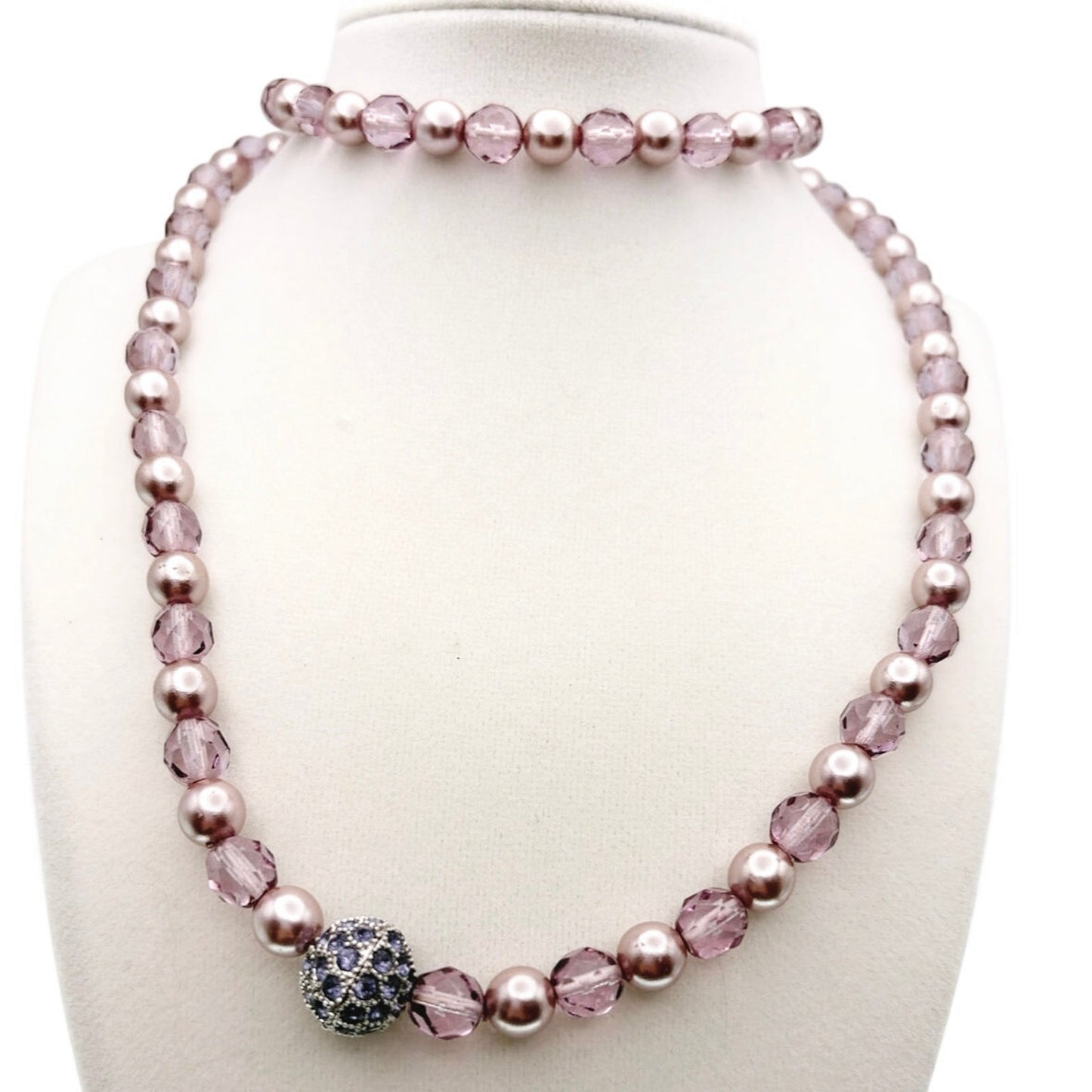 Joan Rivers Faux Pearls and lucite beads Stretchy Necklace 30” and Bracelet 7”