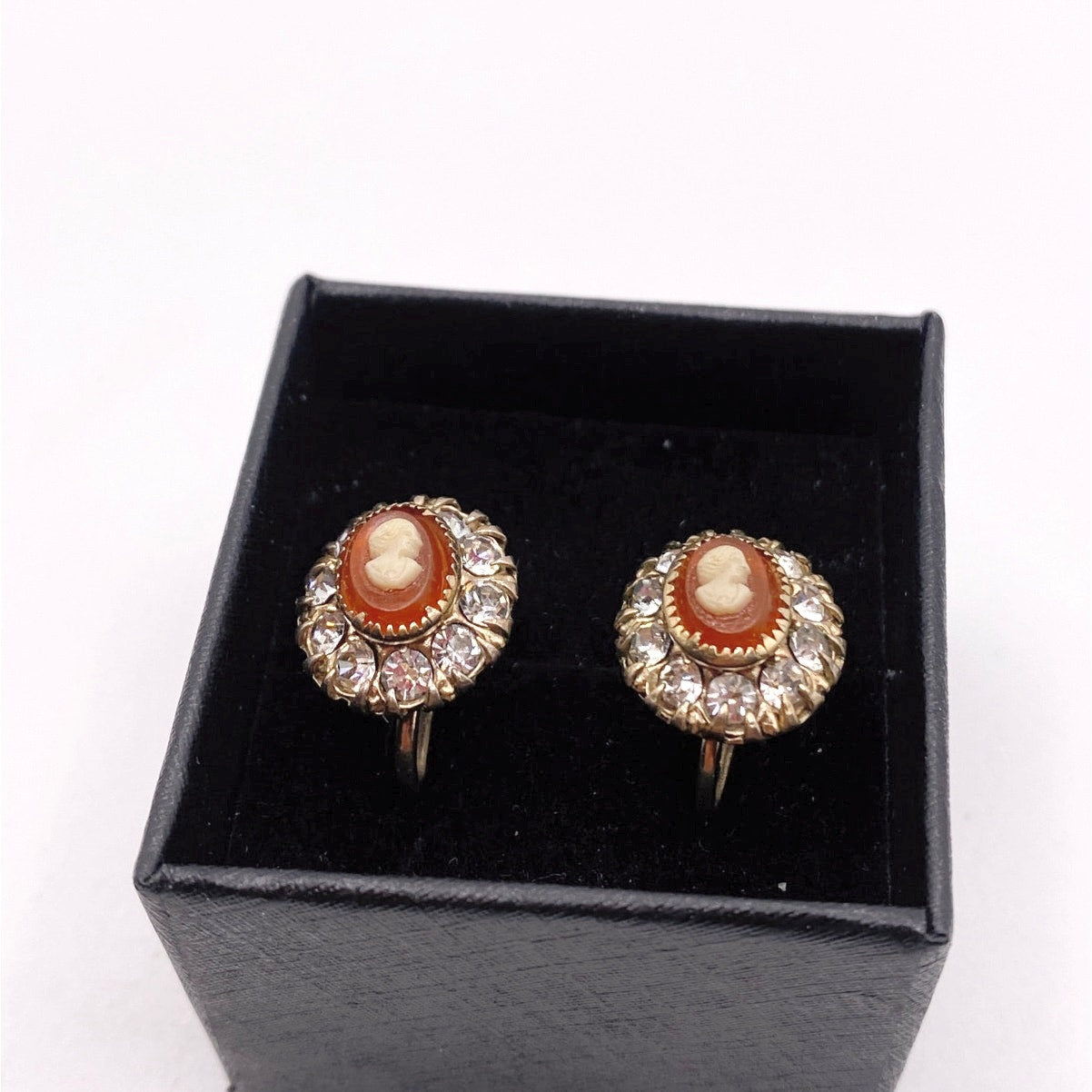Vintage Screw Back Resin Cameo and Rhinestones Gold Tone