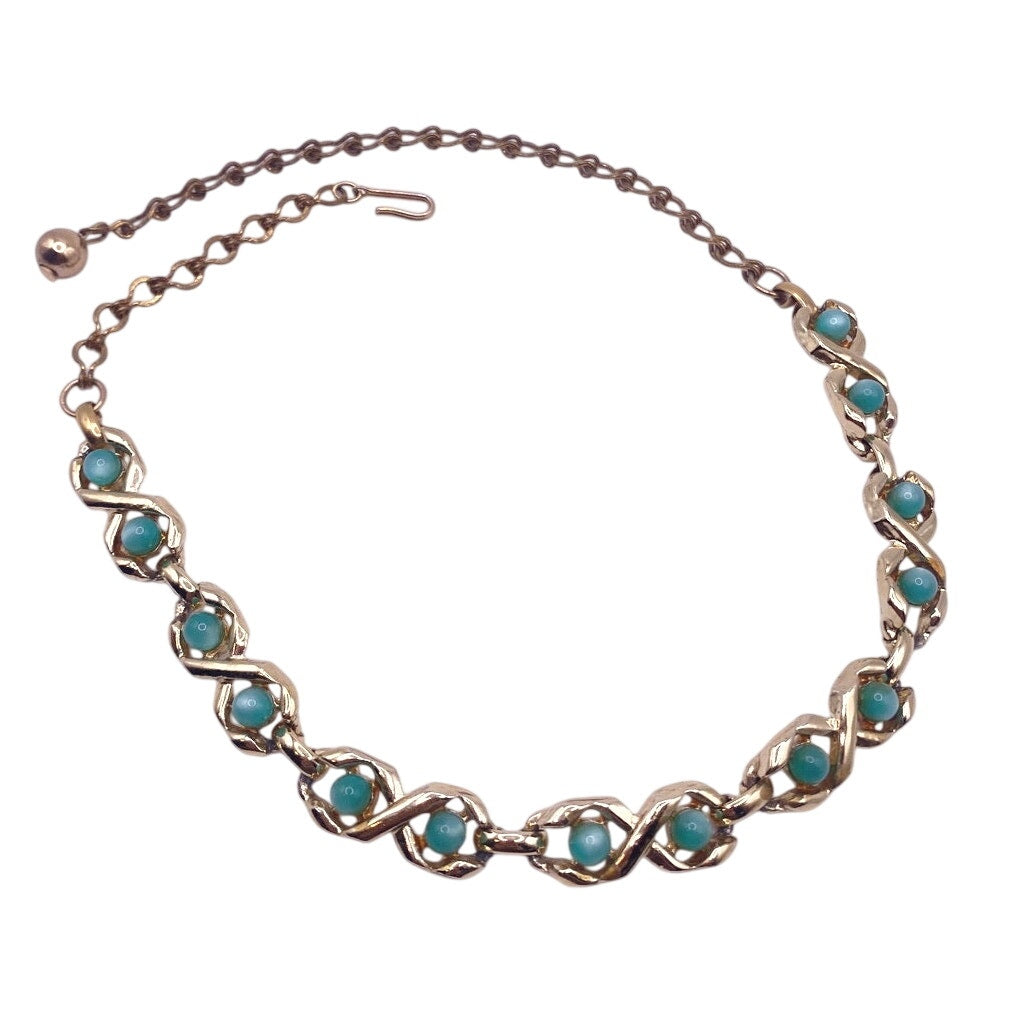 Vintage Mid Century Necklace Gold Tone Green Lucite Beads  16"