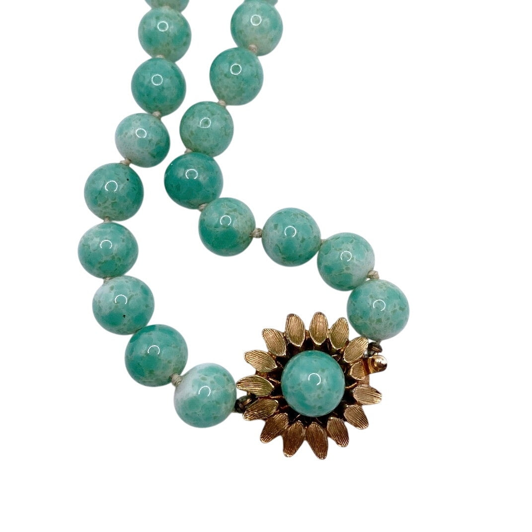 Vintage Green Pekin Glass Beads Chinese Necklace 22” with Flower Clasp