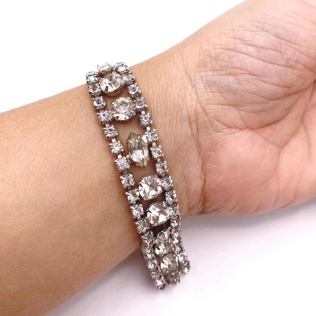 Vintage Silver Tone and Rhinestones Bracelet Size 7"