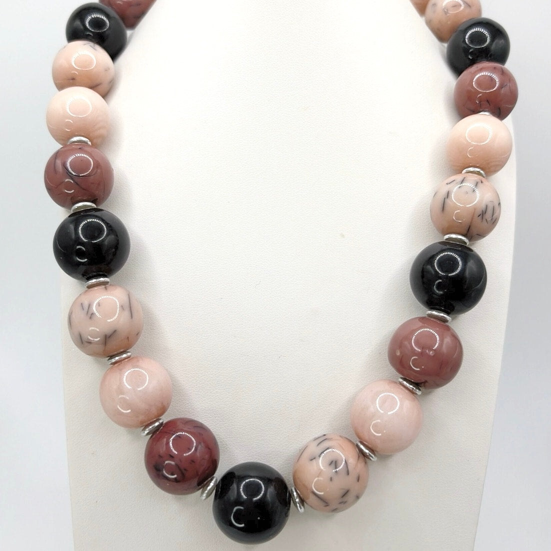 Vintage Lucite Confetti 12mm Beads Necklace 16”