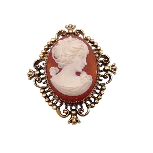 Avon Vntg Cameo Brooch in Solid Perfume Box