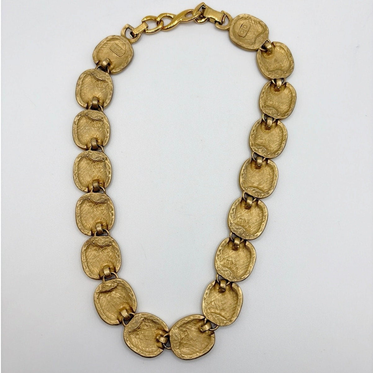 Napier Vintage Brushed Gold Tone and Black Enamel Necklace 16”