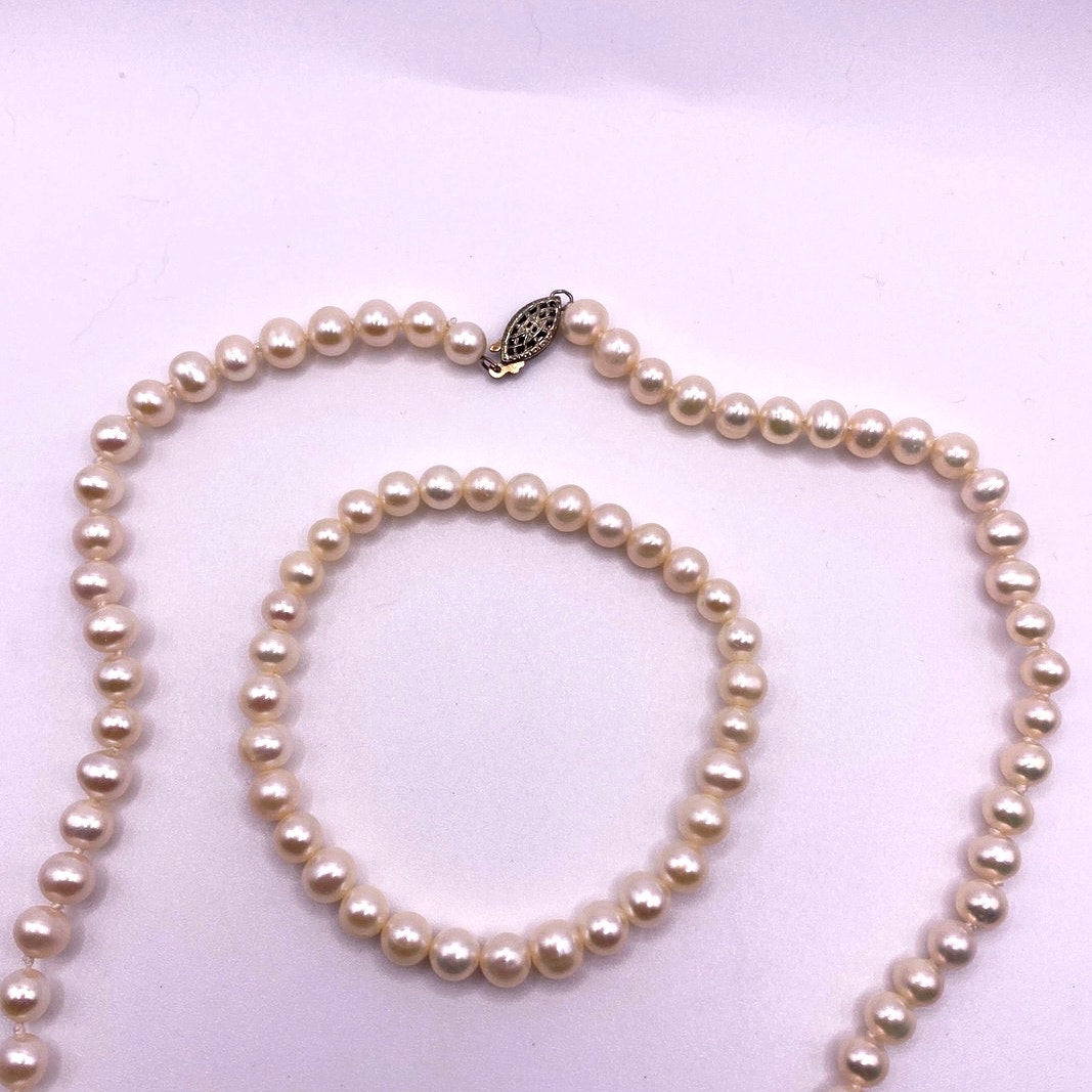 Pearl Necklace Bracelet Set w/ St Silver Closure