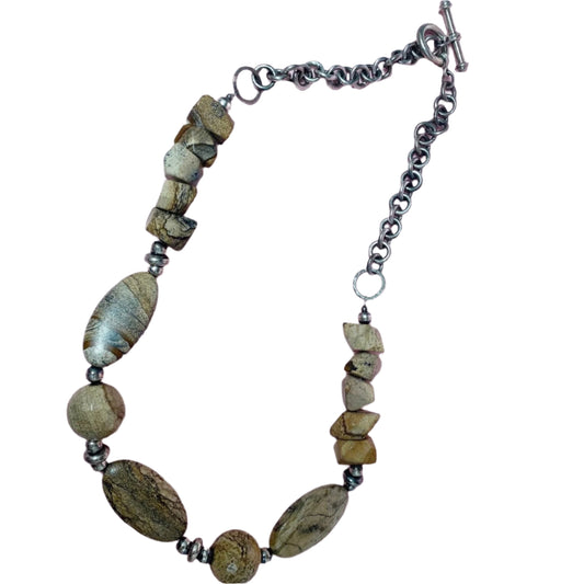 St Silver Links Jasper Beads Necklace