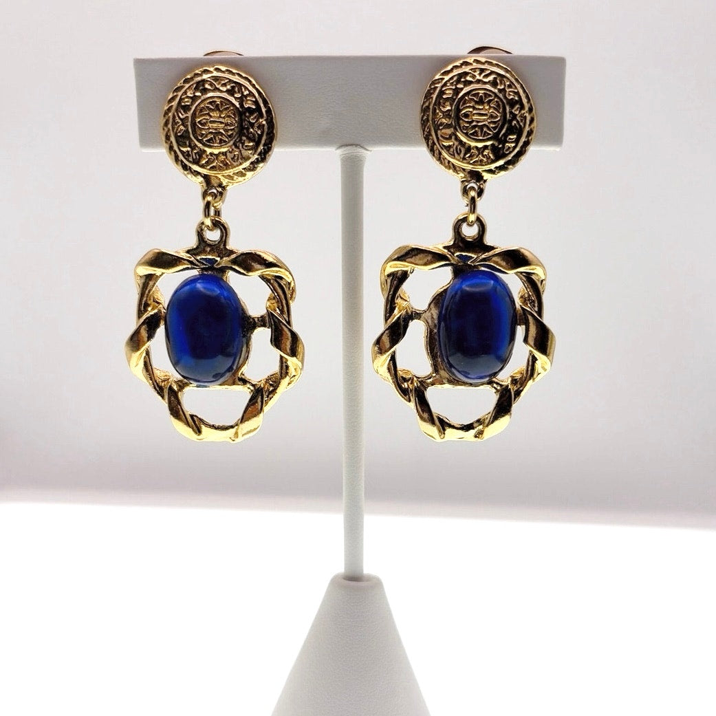 Vintage Gold Tone and Blue Glass Stone Clip On Earrings