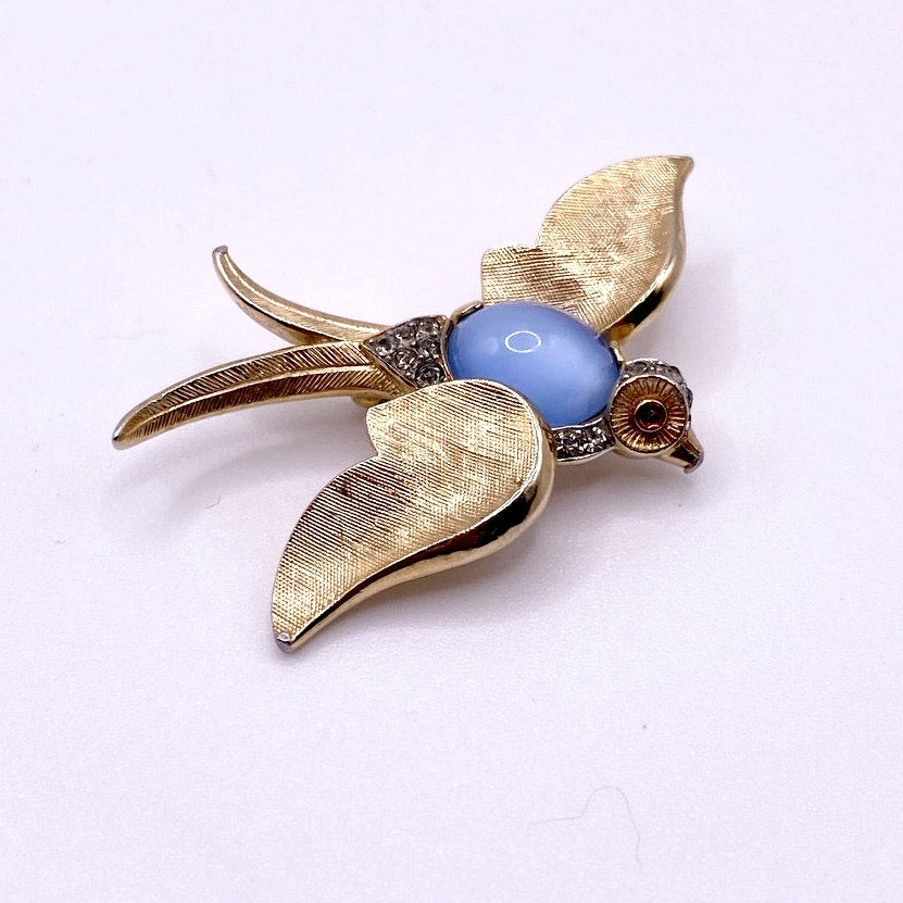 Crown Trifari Jelly Belly Brooch Blue Bird by Alfred Philippe