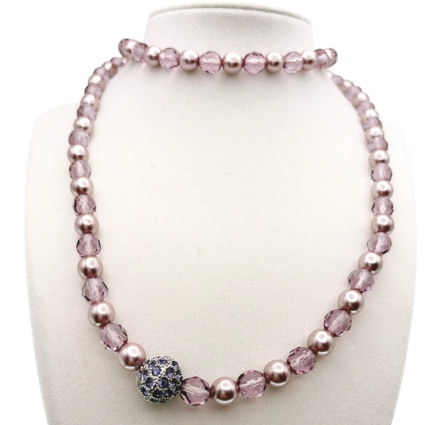 Joan Rivers Faux Pearls and lucite beads Stretchy Necklace 30” and Bracelet 7”