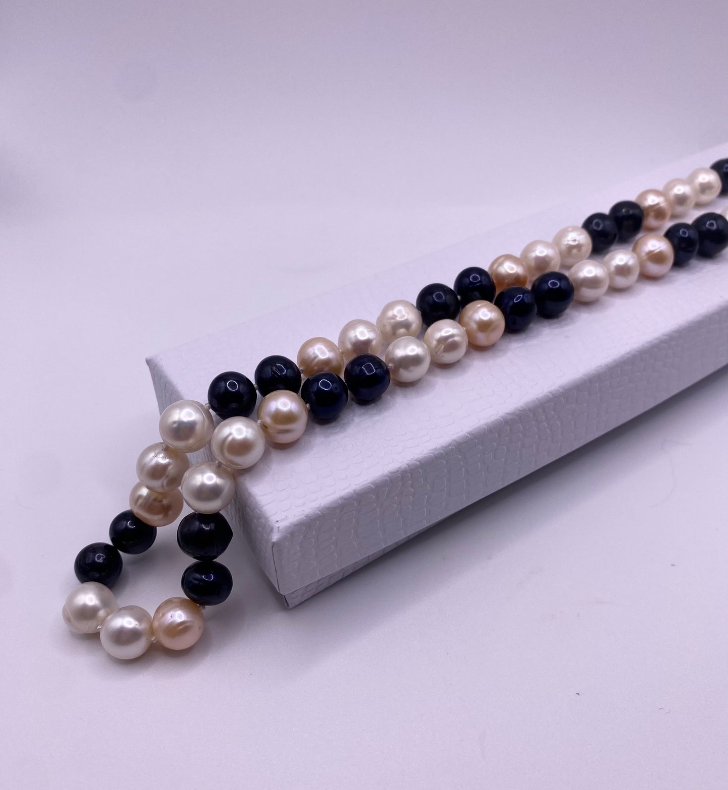 FreshWater Black and White Pearls  Knotted Necklace