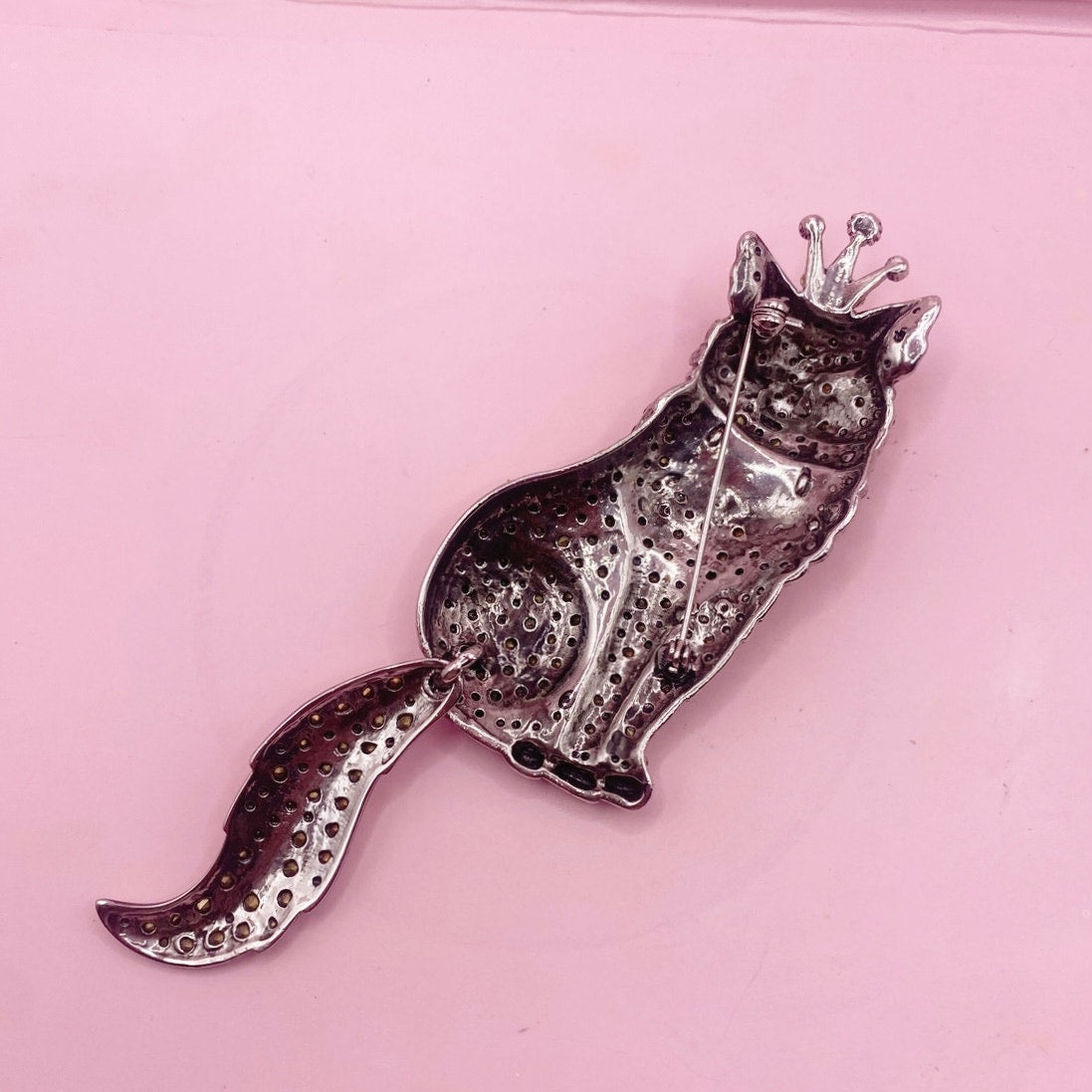 Vtg Rhinestone Cat Brooch Swivel Tail 4.5"