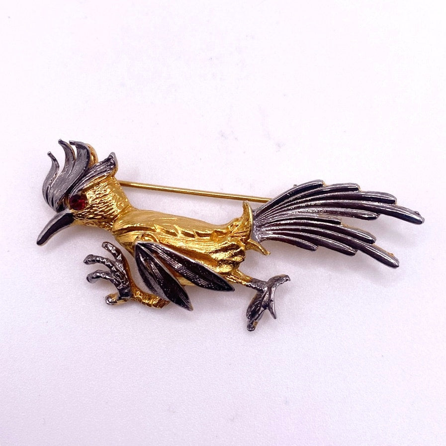 Road Runner Two Tone Pin with Articulated Wing