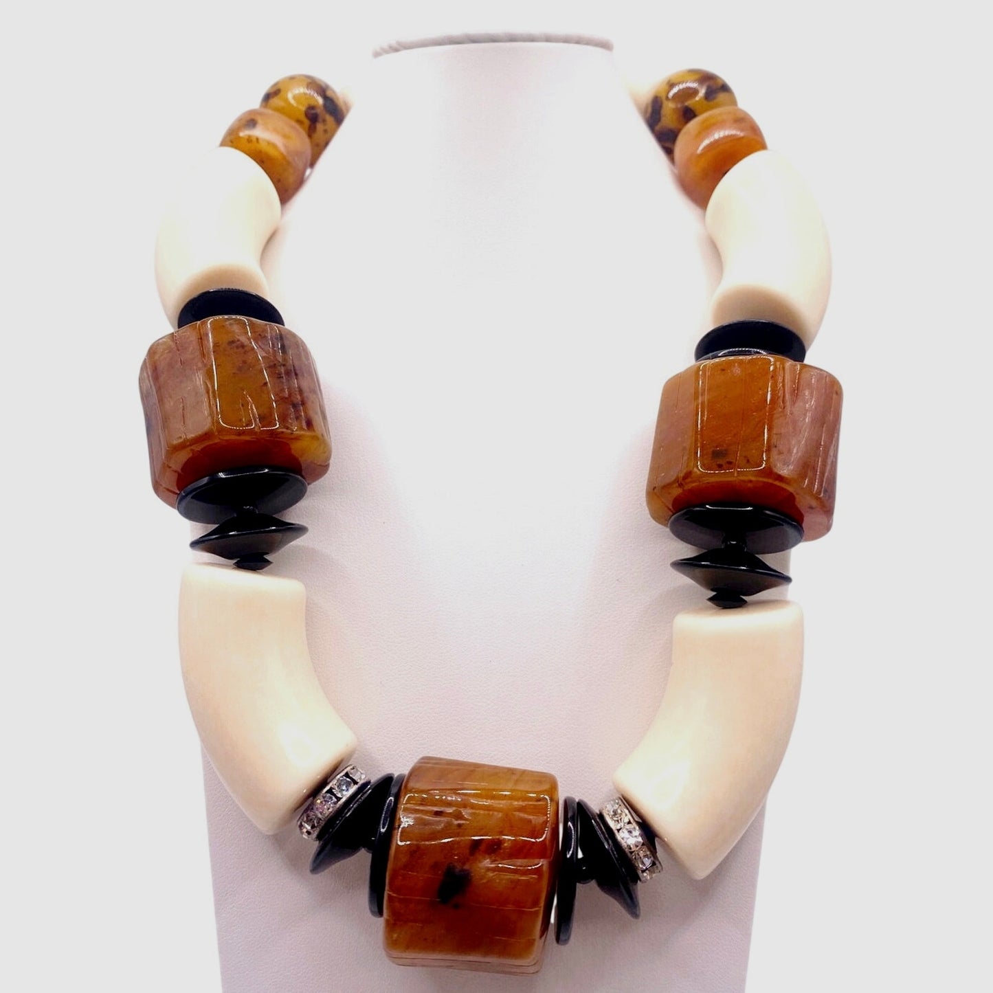 VNTG Chunky Carnelian Amber and Vegetable Ivory Necklace 16”