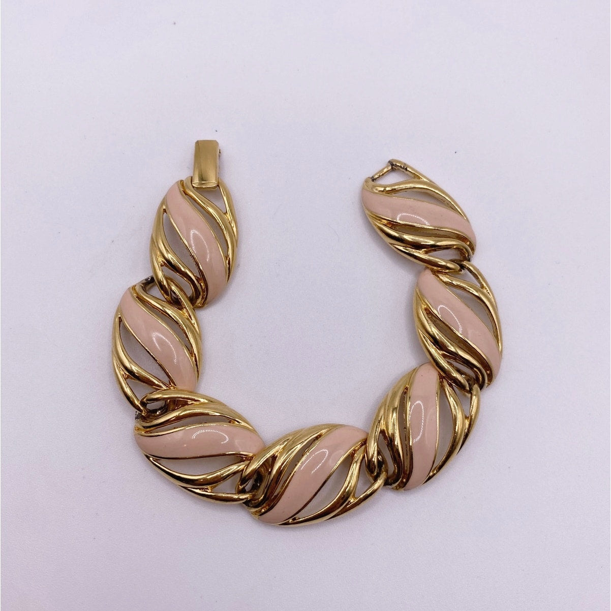 Trifari Vintage Pink and Gold Tone Enamel Bracelet 7”