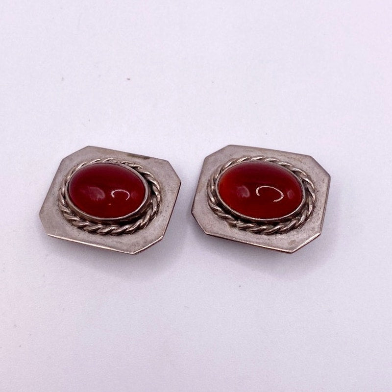 Vintage Sterling Silver Taxco México and Carnelian 1” Clip On Earrings