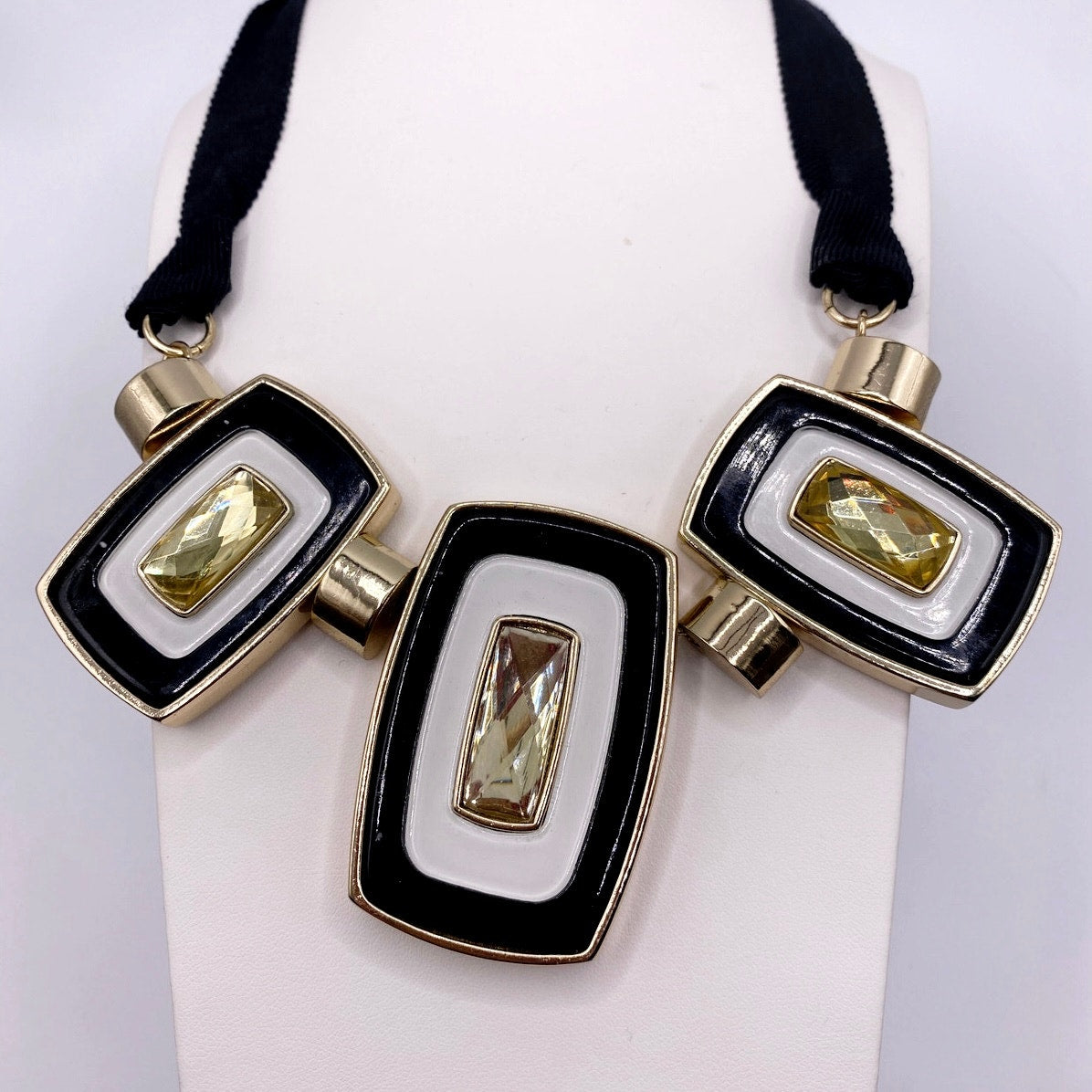 Anne Klein Signed Vintage Ribbon Necklace Black and Gold Toned
