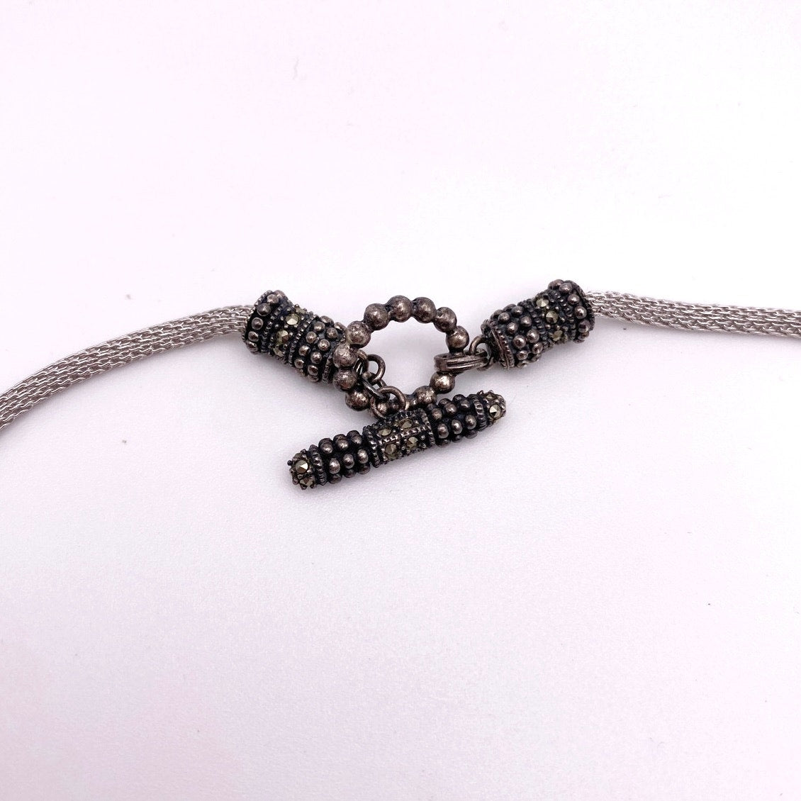 Sterling Silver And Mother of Pearl Exquisite Pendant Necklace