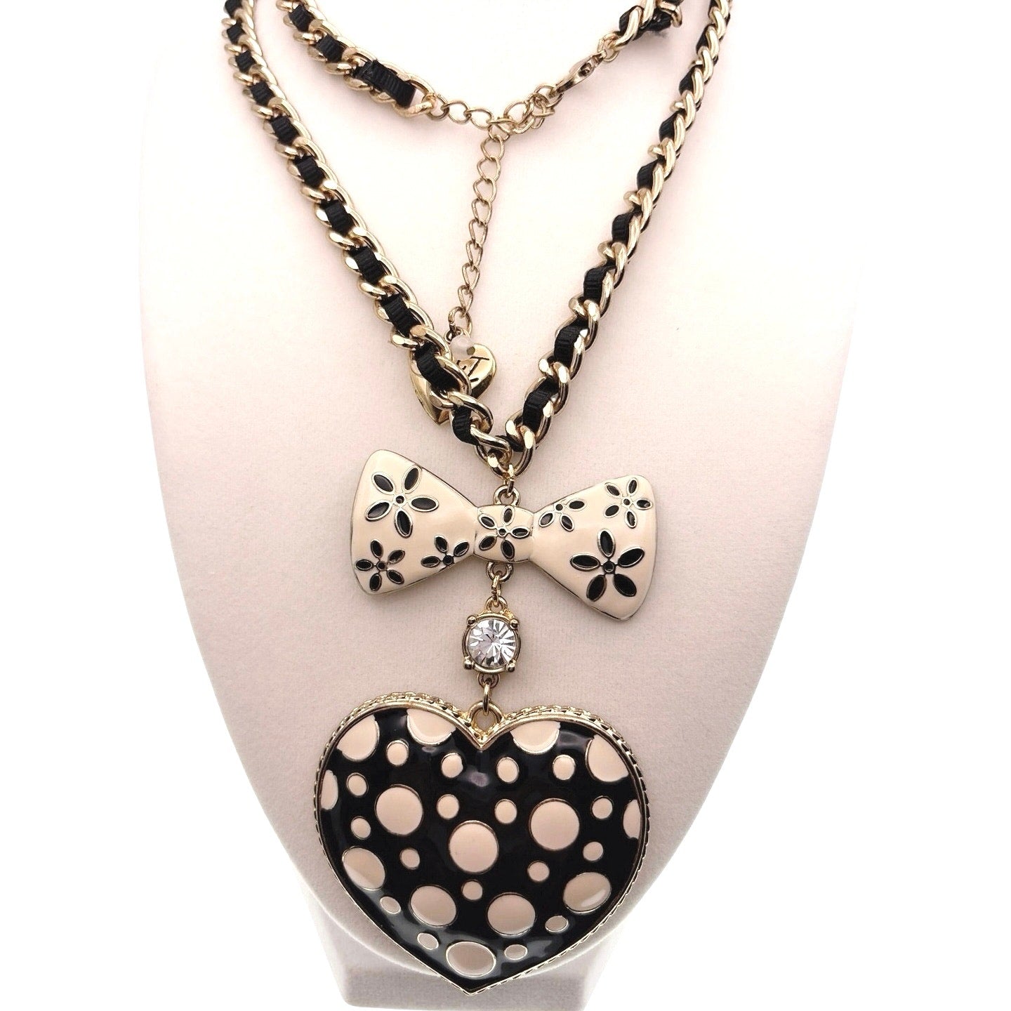 Betsey Johnson Vintage Heart and Bow Long Necklace 32”