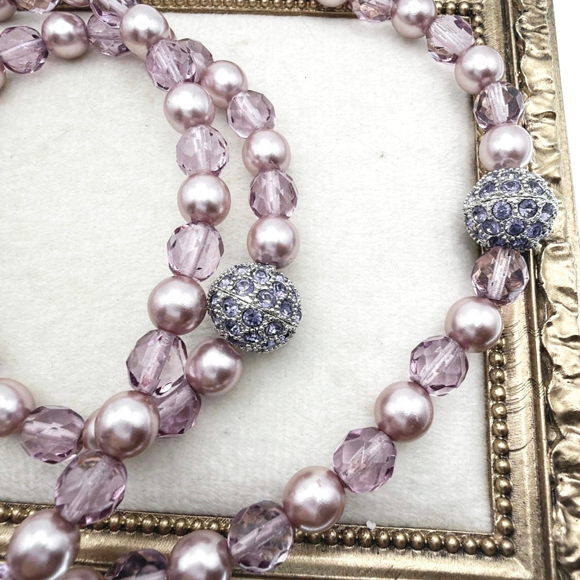 Joan Rivers Faux Pearls and lucite beads Stretchy Necklace 30” and Bracelet 7”