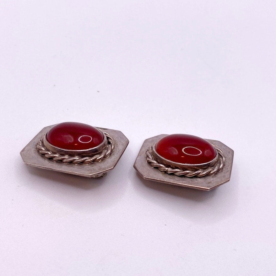 Vintage Sterling Silver Taxco México and Carnelian 1” Clip On Earrings