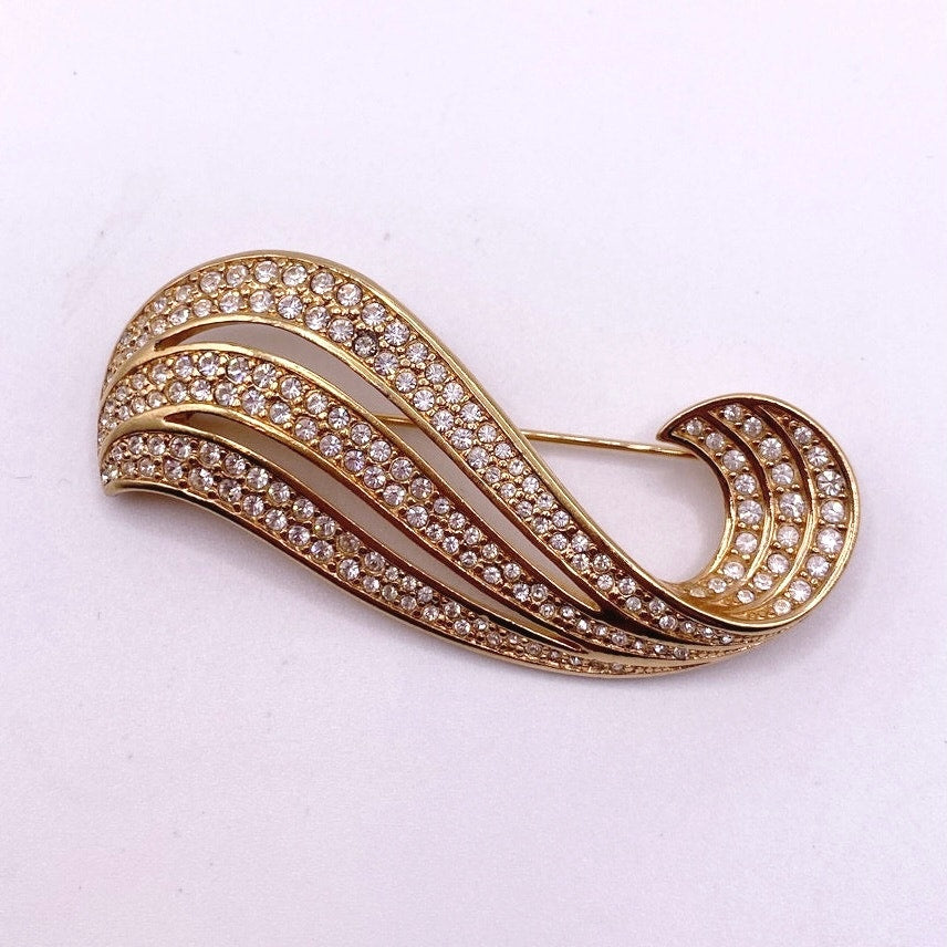 Swarovski Signed Crystals Vintage Brooch 2.5” Gold Tone