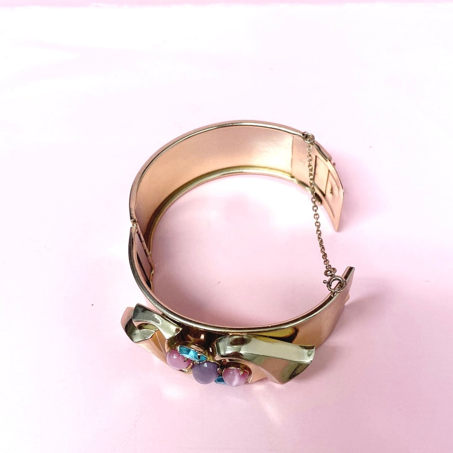 Coro Bracelet Moon Glow Stones