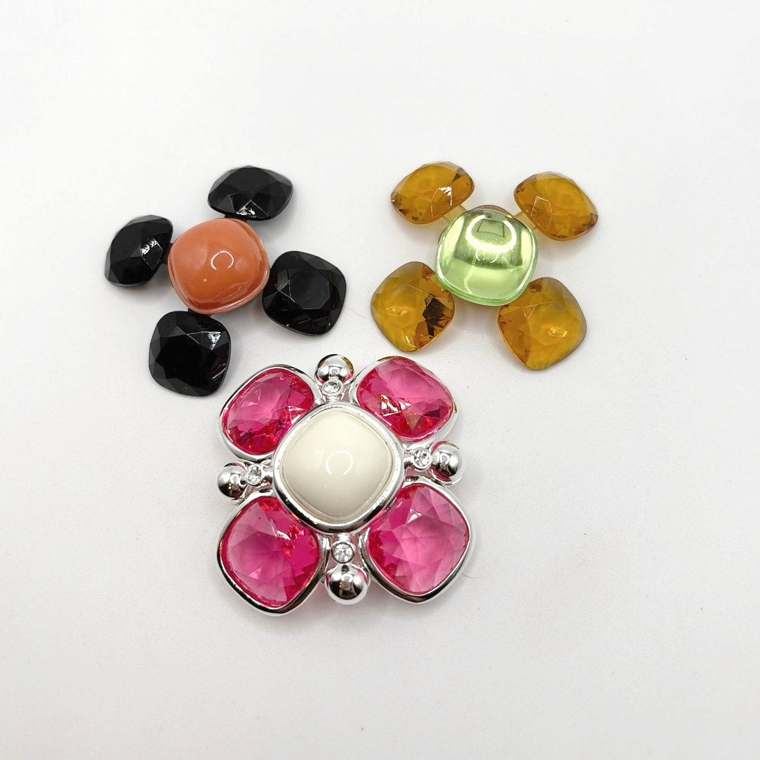 Joan Rivers Maltese Cross Silver Tone Exchangeable Lucite Cabochon Brooch