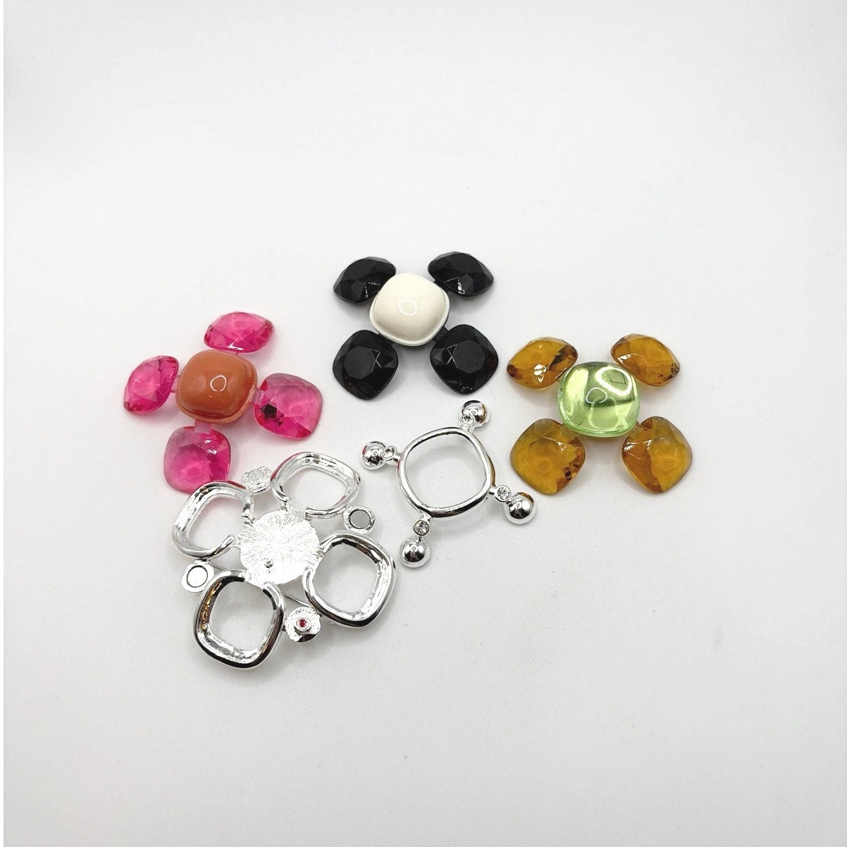 Joan Rivers Maltese Cross Silver Tone Exchangeable Lucite Cabochon Brooch