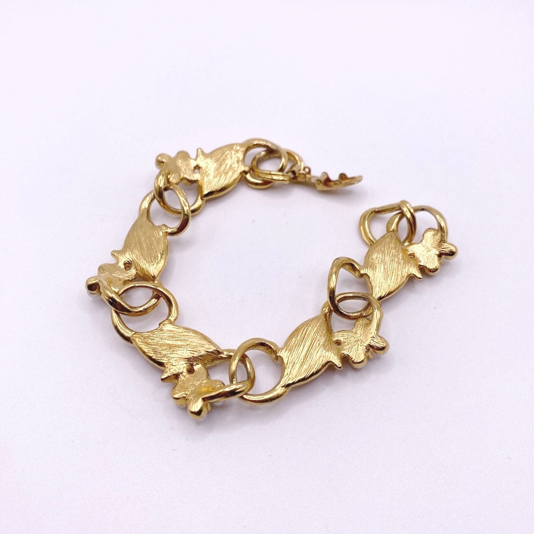 Crown Trifari Vintage Bracelet Pink Lucite Stone and Faux Pearl 7”