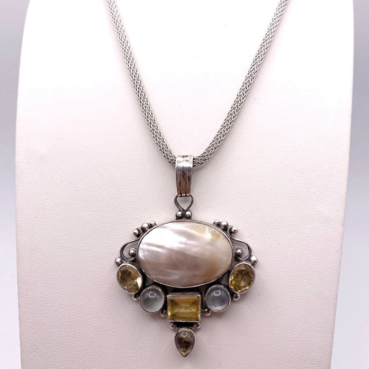 Sterling Silver And Mother of Pearl Exquisite Pendant Necklace