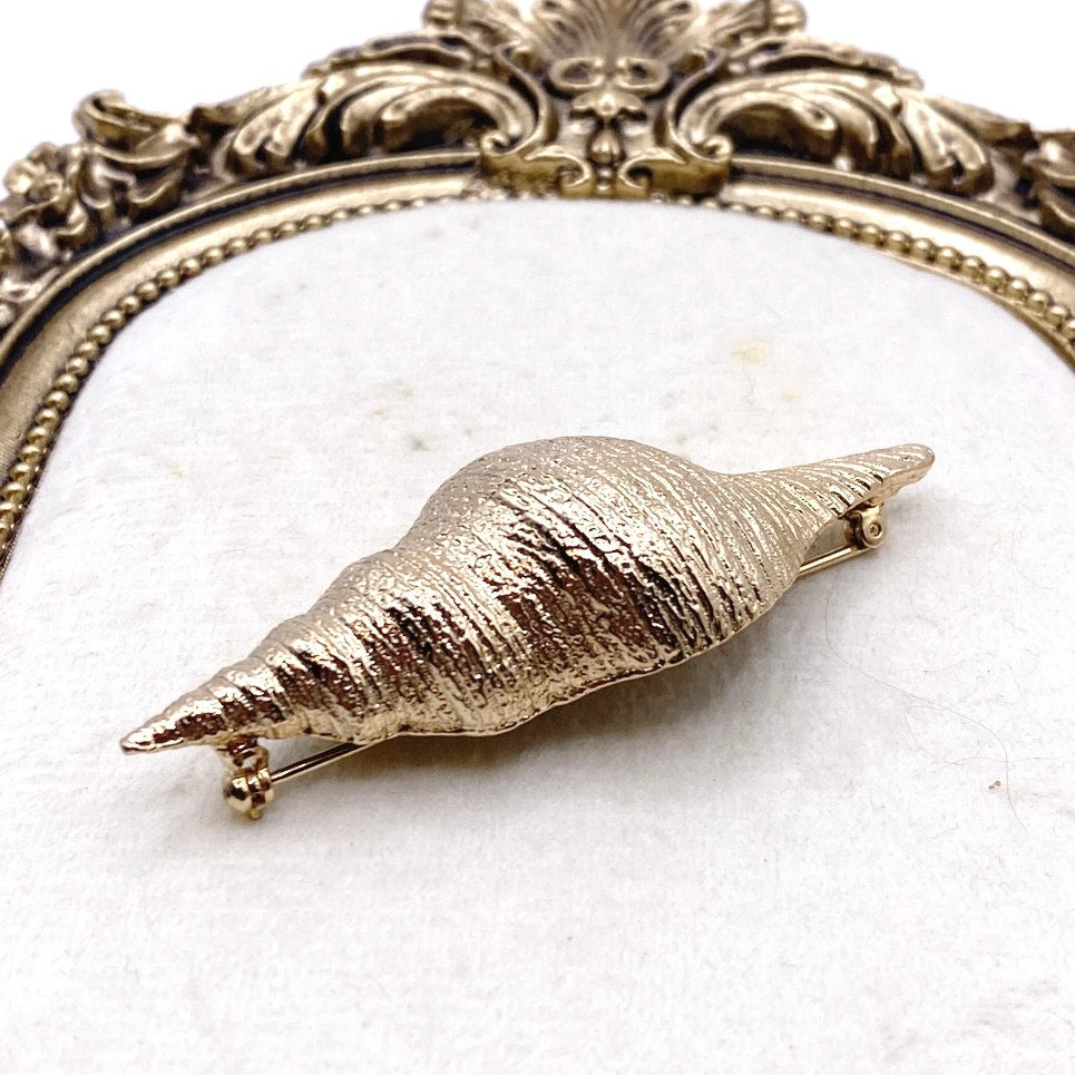 Bergere Signed Shell Vintage Brooch Gold Tone 2.5”