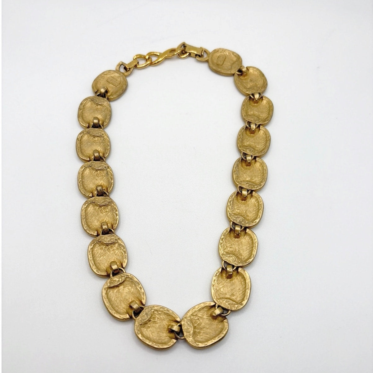 Napier Vintage Brushed Gold Tone and Black Enamel Necklace 16”