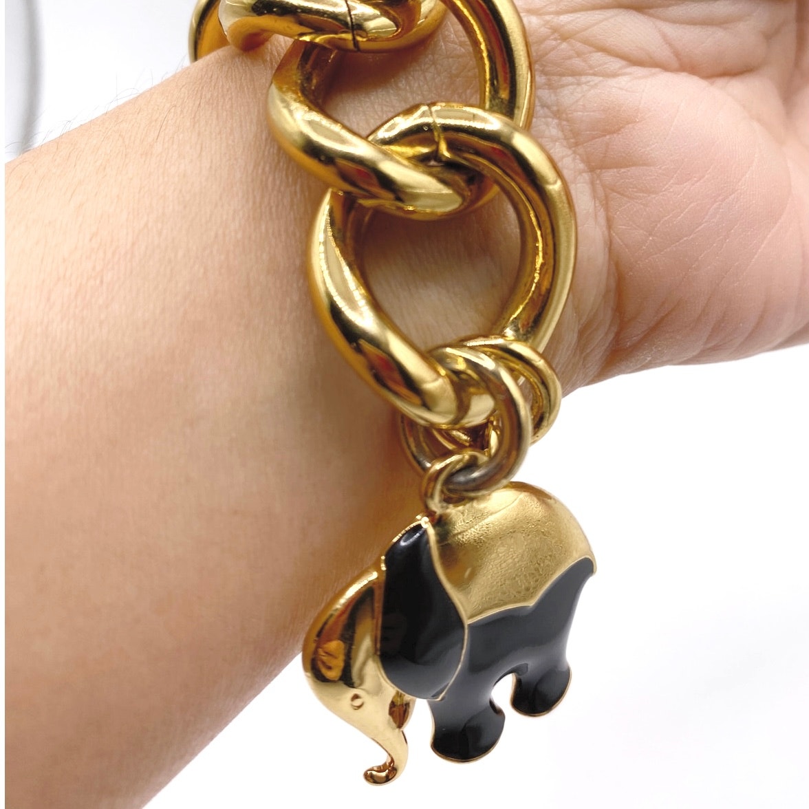 Trina Turk Vintage Chunky Links Bracelet Gold Tone Elephant Charm 8”