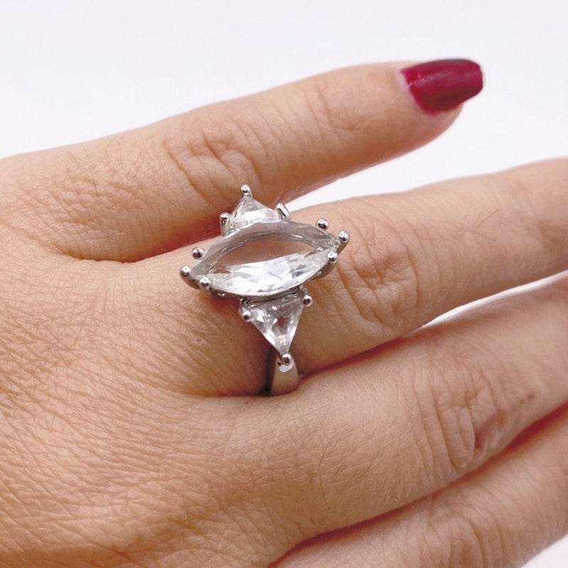 Vintage Sterling Silver Ring Almond Shaped Cubic Zirconia 6”