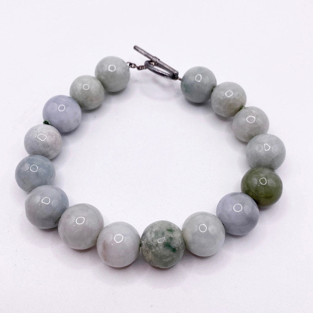 Burmese Jadeite Jade Beaded Bracelet With a Metal Toggle clasp 9”