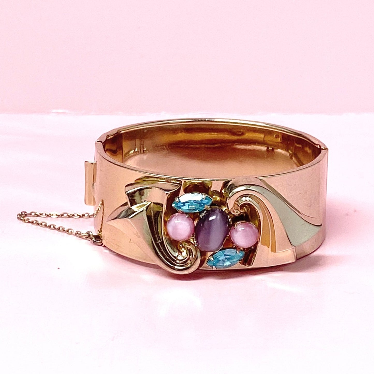 Coro Bracelet Moon Glow Stones
