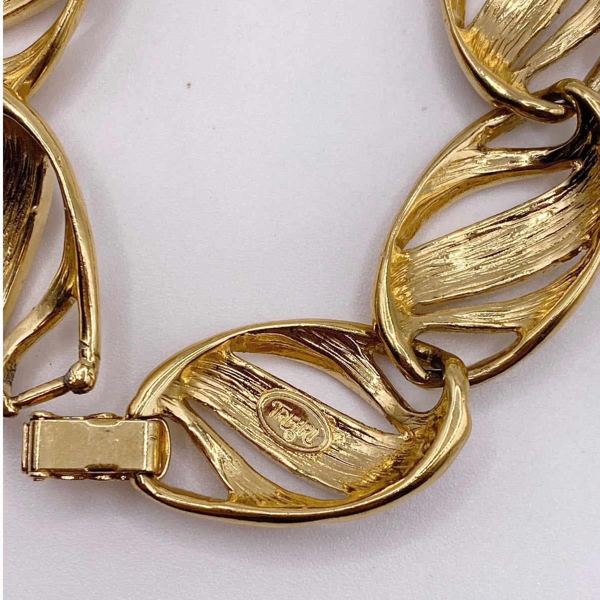 Trifari Vintage Pink and Gold Tone Enamel Bracelet 7”