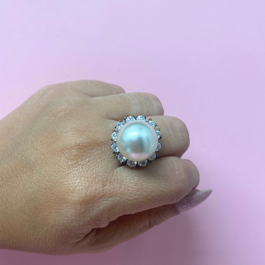 HC St Silver Ring with Big Faux Pearl