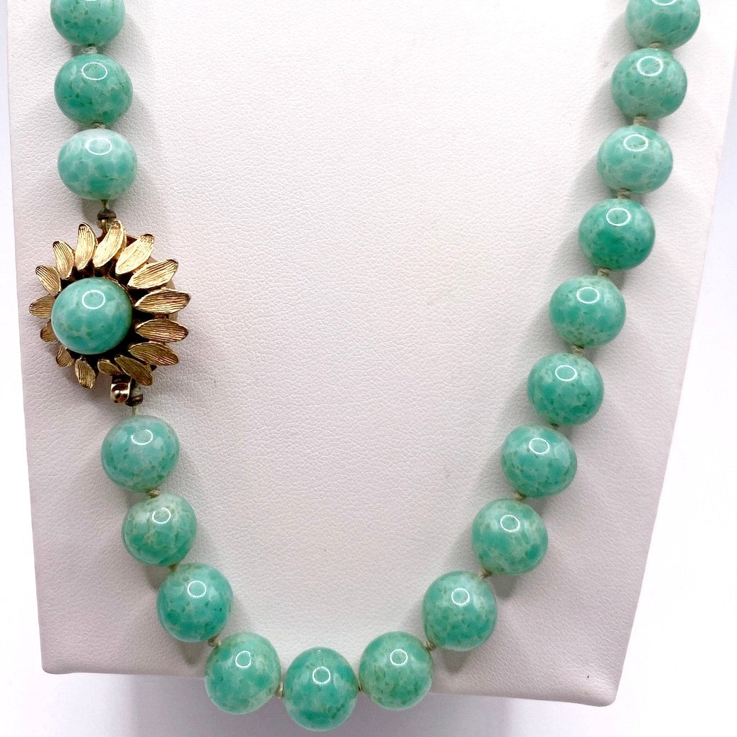 Vintage Green Pekin Glass Beads Chinese Necklace 22” with Flower Clasp