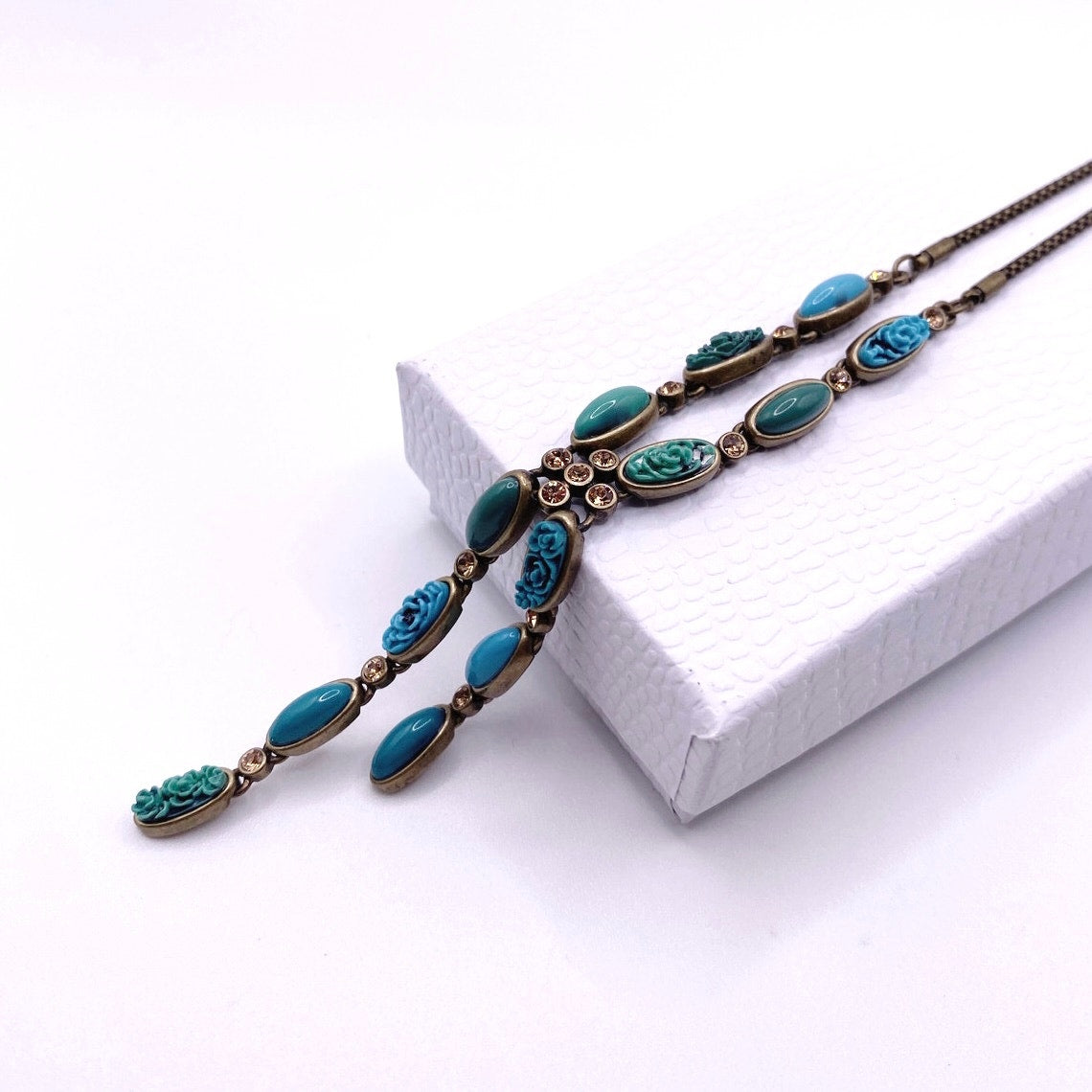 Vintage Liz Claiborne Turquoise Blue Tone Y Necklace