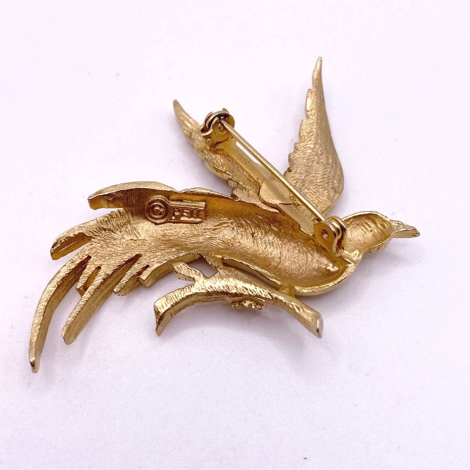 Pell Signed Flying Bird Vintage Brooch Gold Tone