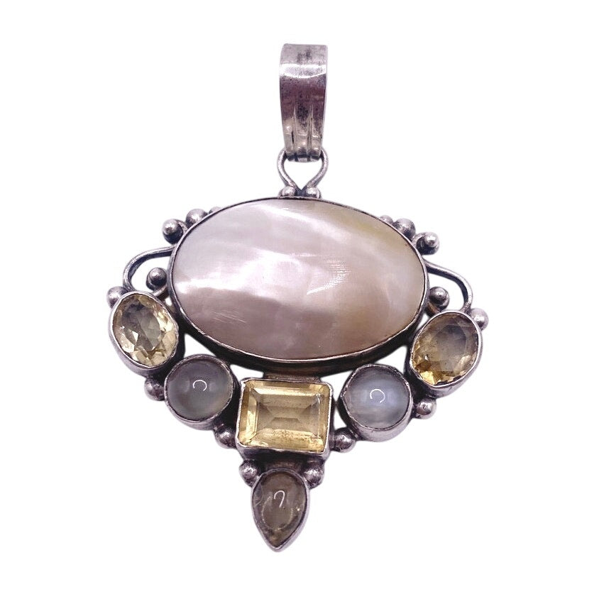 Sterling Silver And Mother of Pearl Exquisite Pendant Necklace