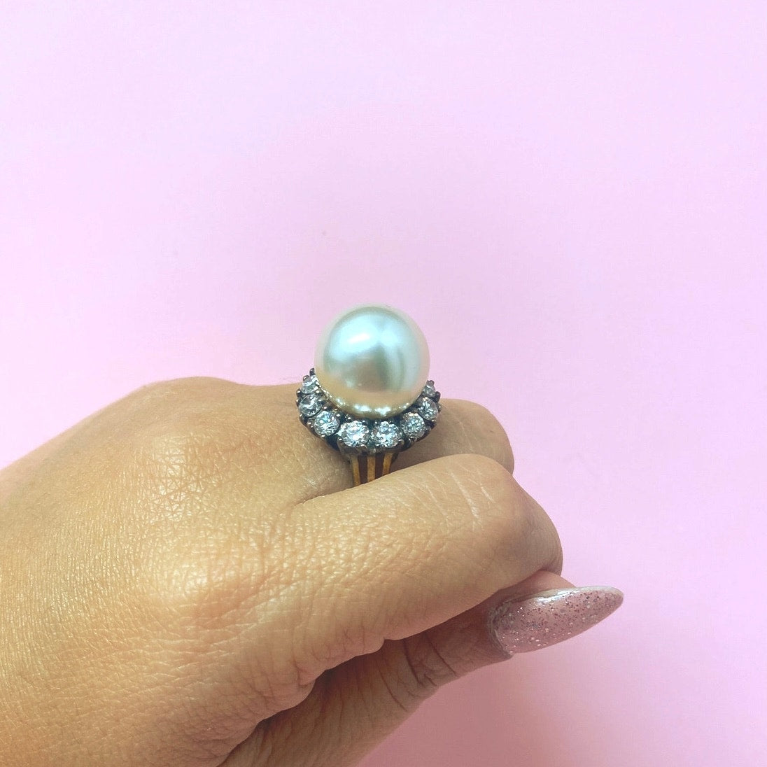 HC St Silver Ring with Big Faux Pearl