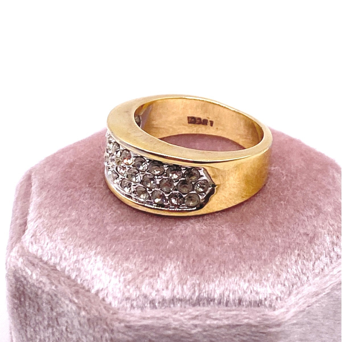Vintage Ring Band With Rhinestones Gold Electroplated 7.5