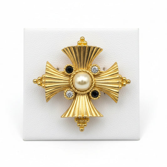 Maltese Cross Brooch with Convertible Pendant 2.5”, Very Good Condition