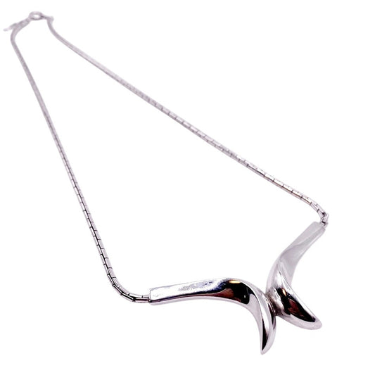 Trifari Necklace Bird Silhouette Silver Tone Necklace 16”